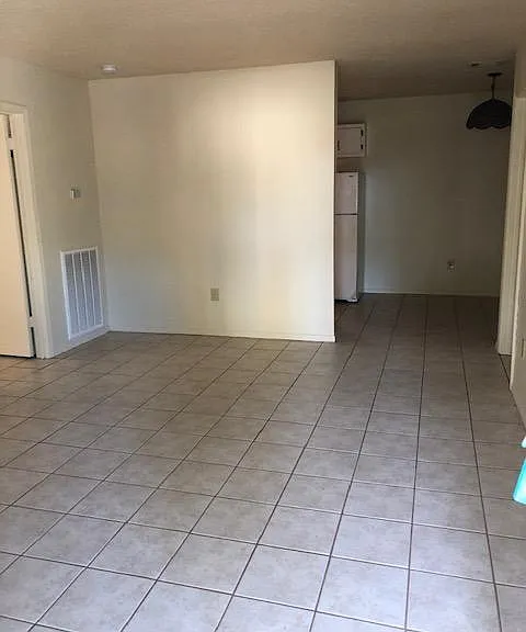 3135 Toulon Dr #D — Photo 2