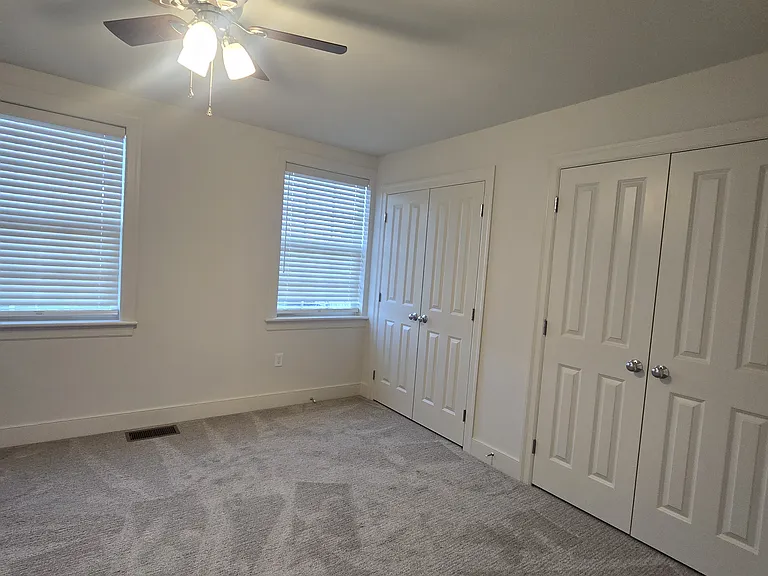 29 Mainland Rd #8 — Photo 12