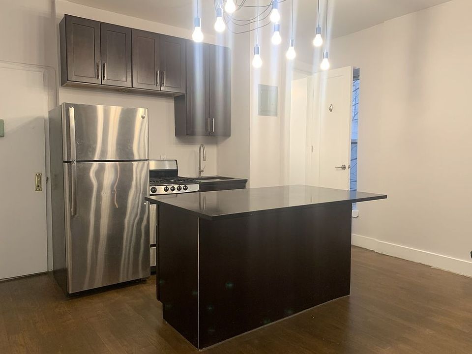 1st image of 1912 Pacific St APT 2R