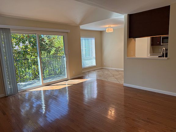 4th image of 2017 Parrott Dr #3