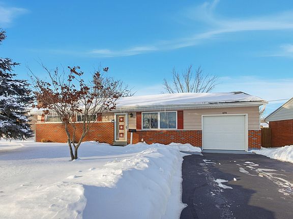 2nd image of 670 Hillsdale Dr