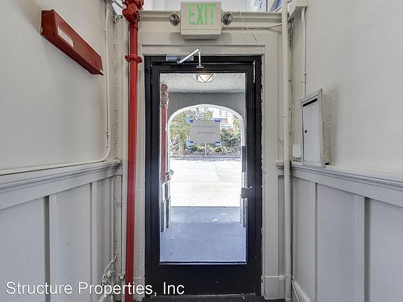 5th image of 706 Kearny St #120