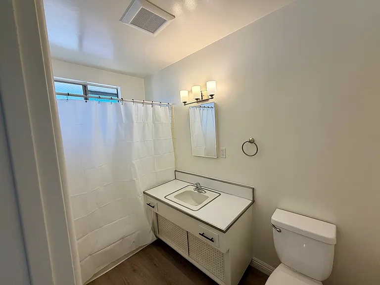 7014 Seville Ave #F — Photo 22