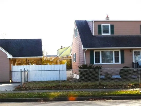 515 Brooks Blvd, Manville Boro, NJ 08835
