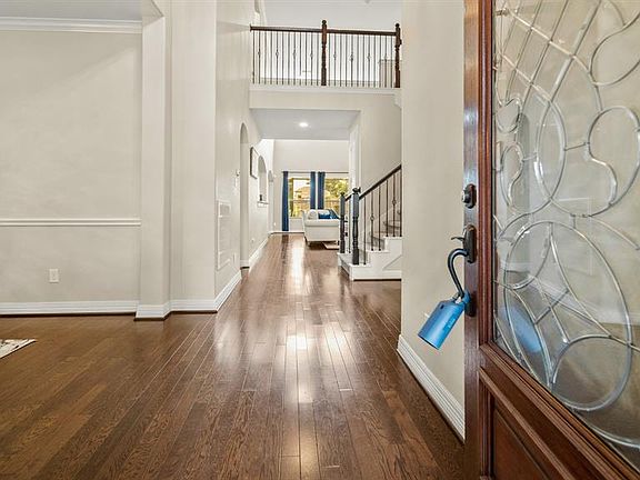 5th image of 2415 Malaga Lane