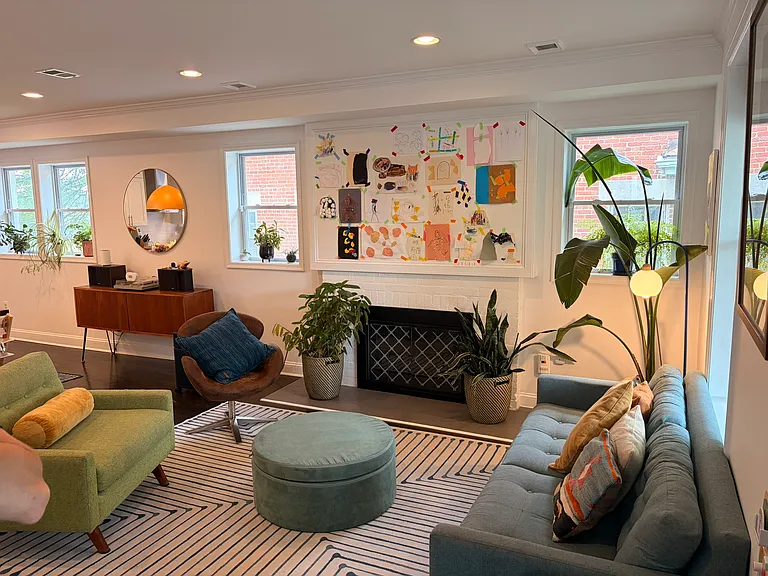 814 Buchanan St NW — Photo 5