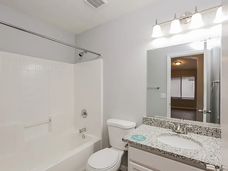 953 E Greenlee Ave — Photo 15