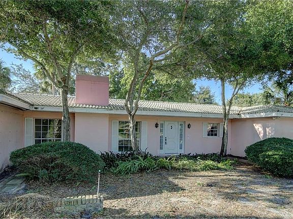 2nd image of 216 Orangewood Ln