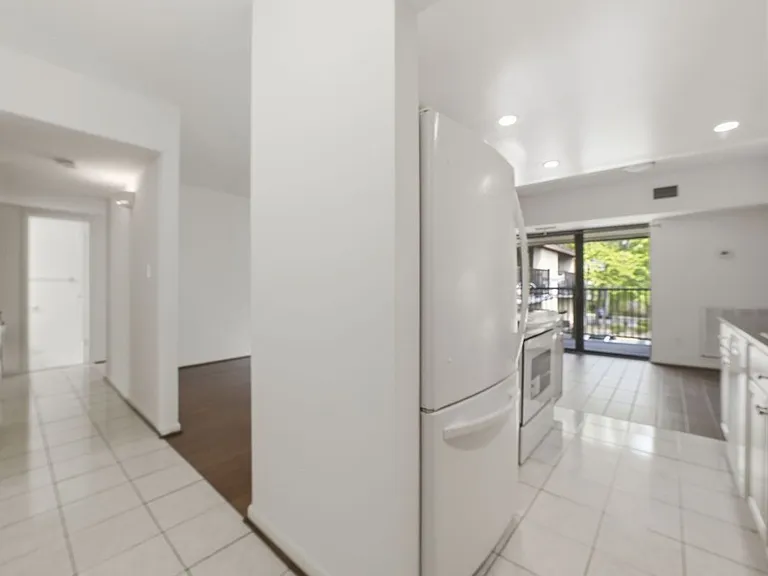 2255 Castle Rock Sq #21C — Photo 18