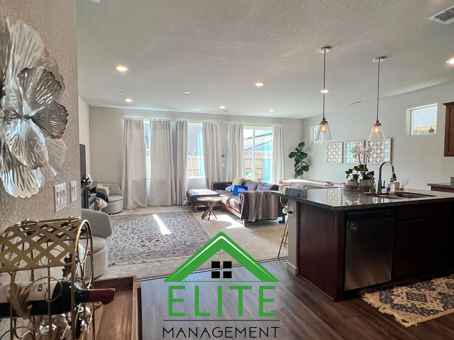 3 bed, 1524 sqft, $2,995 — Photo 2