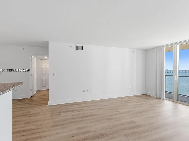 1155 Brickell Bay Dr #1609 — Photo 3