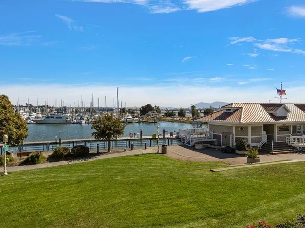 250 E 2nd Street, Benicia, CA 94510