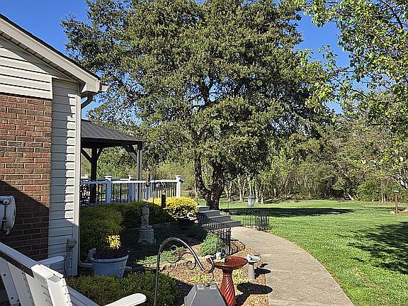 3rd image of 6578 Emerald Dr