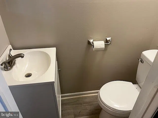 2 bed, 1.5 bath, 1000 sqft, $1,425 — Photo 4