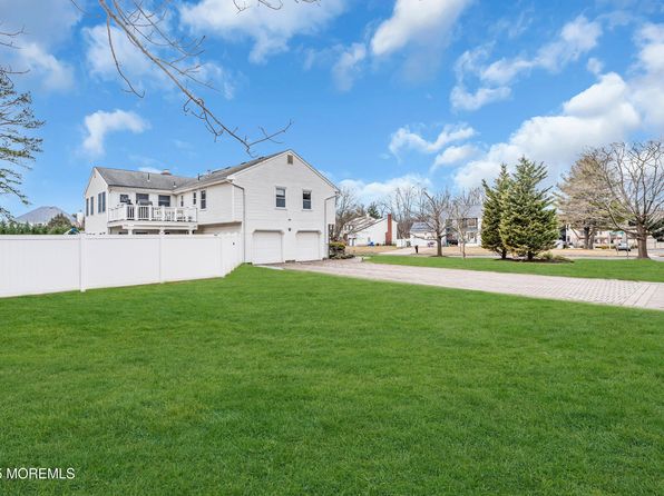 54 Mindy Lane, Eatontown, NJ 07724