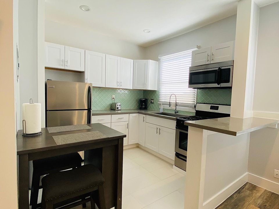 1st image of 660 S Cloverdale Ave APT 109