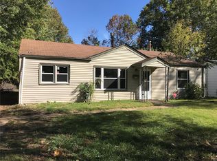 9728 Vickie Pl, Saint Louis, MO