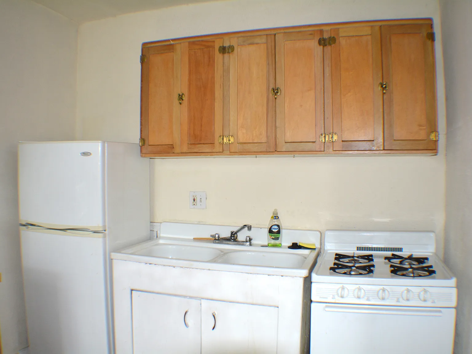 1 bed, 400 sqft, $1,300 — Photo 4