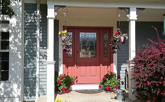 3rd image of 252 Village Ln