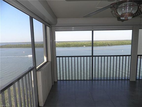 4th image of 4203 Bay Beach Ln APT 6A