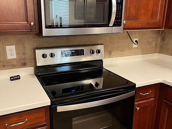 5th image of 3906 Rosette Dr