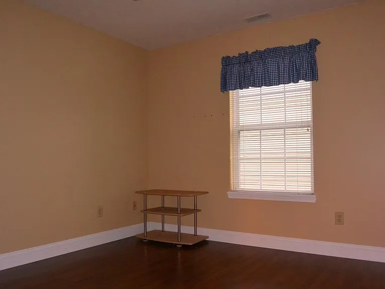 12935 Galloway Cir — Photo 14