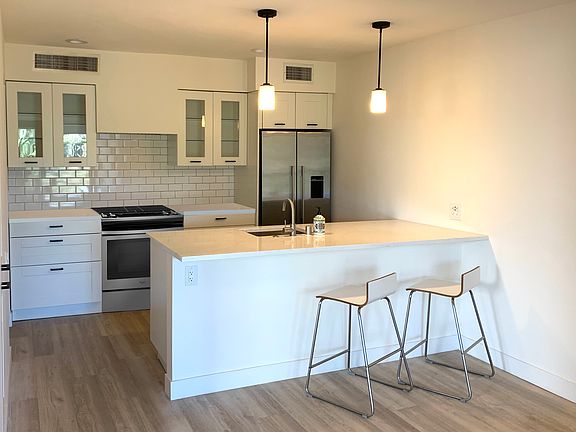 5th image of 139 Ocean Avenue Ext APT 6
