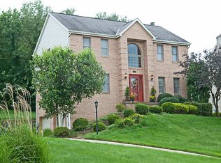 705 Russett Meadow Ct, Cranberry Township, PA 16066