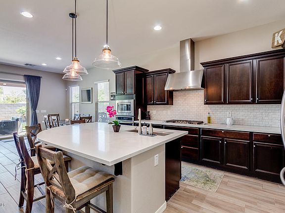 4th image of 3882 E Wisteria Dr