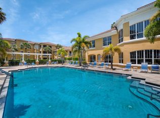 5015 Fairways Cir APT 205, Vero Beach, FL 32967