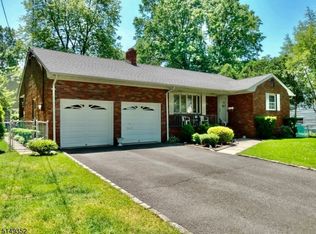 85 Grand St, Clark, NJ 07066