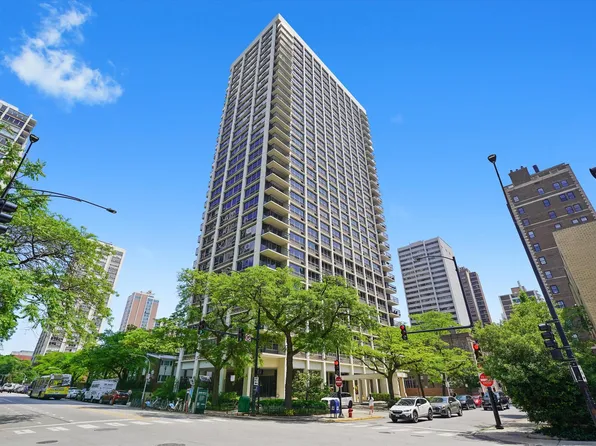 88 W Schiller St APT 1001L, Chicago, IL 60610