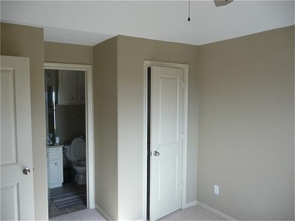 3rd image of 1409 Saint Emanuel St Unit C