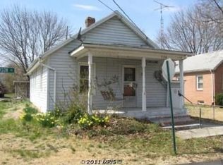 904 Thompson St, Martinsburg, WV 25401