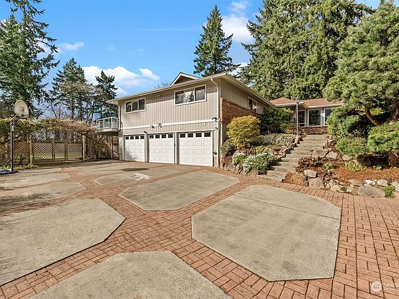 3rd image of 29811 108th Avenue SE
