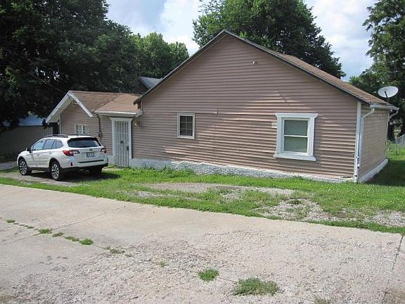 4th image of 3314 Monterey St