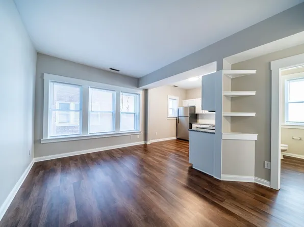 234 E 9th St APT 302, Indianapolis, IN 46204