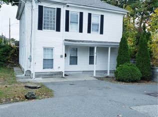 8 Beetle St, Providence, RI 02909