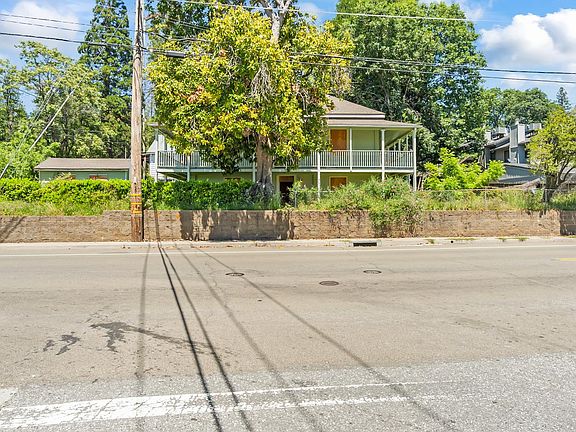 4th image of 303 Bennett St