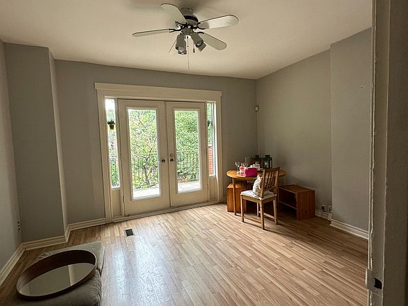 3rd image of 483 Manning Ave APT A