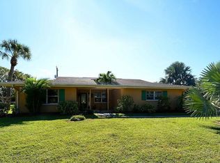 2910 Markridge Rd, Sarasota, FL 34231