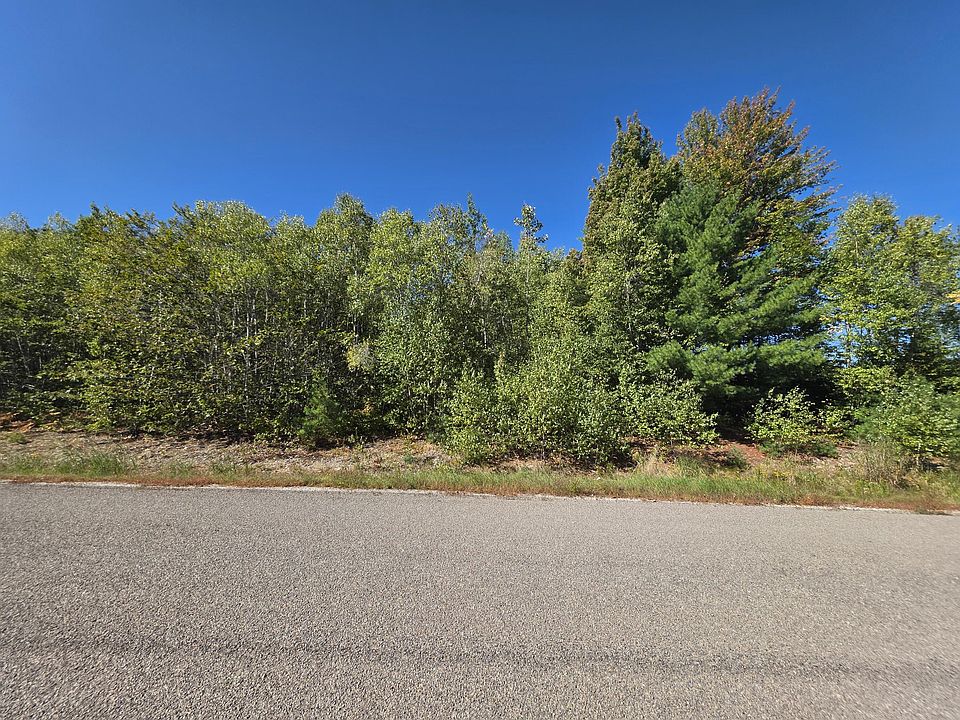 2nd image of 301 Tamarack Trail