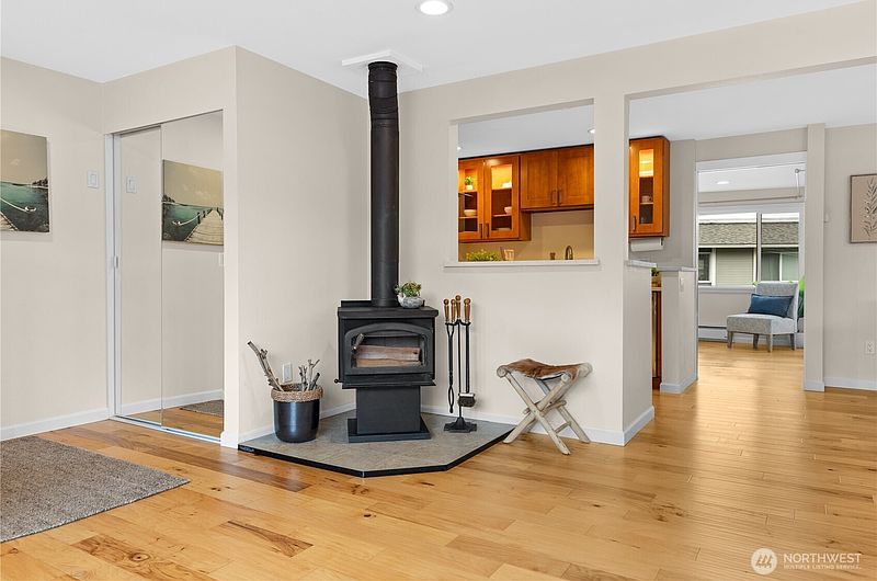 3rd image of 17404 NE 45th Street #170