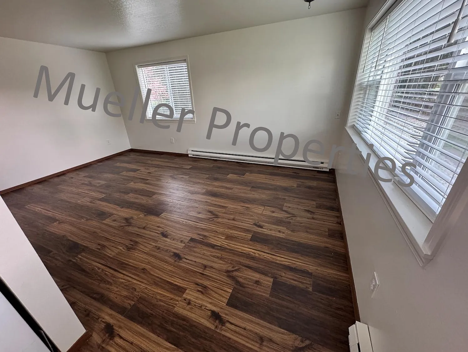 2 bed, $1,200 — Photo 2
