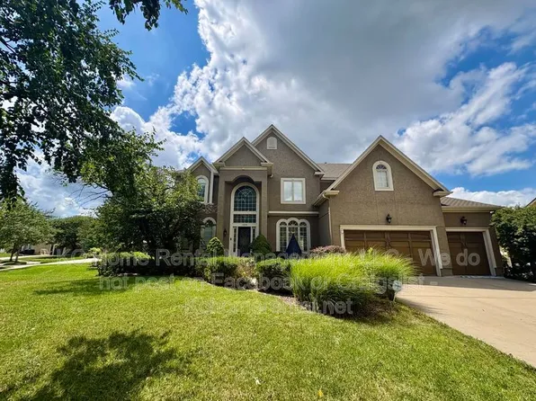 14504 Wedd St, Overland Park, KS 66221
