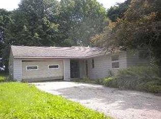 W2513 Whitmore Rd, Elkhorn, WI 53121