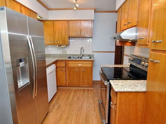 4th image of 1404 Westvale Ave