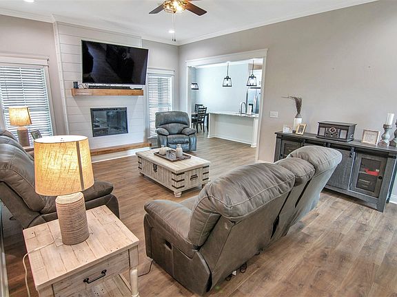 4th image of 5416 Coleus Dr