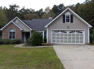 4932 Cliff Top Drive, Loganville, GA 30052