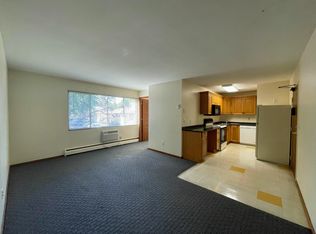 840 18th Ave SE #103, Minneapolis, MN 55414